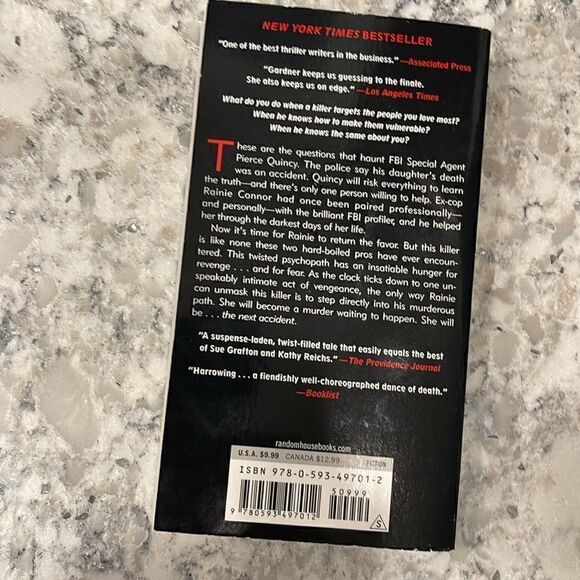 The Next Accident: An FBI Profiler Novel -
Lisa Gardner - Picture 3 of 5